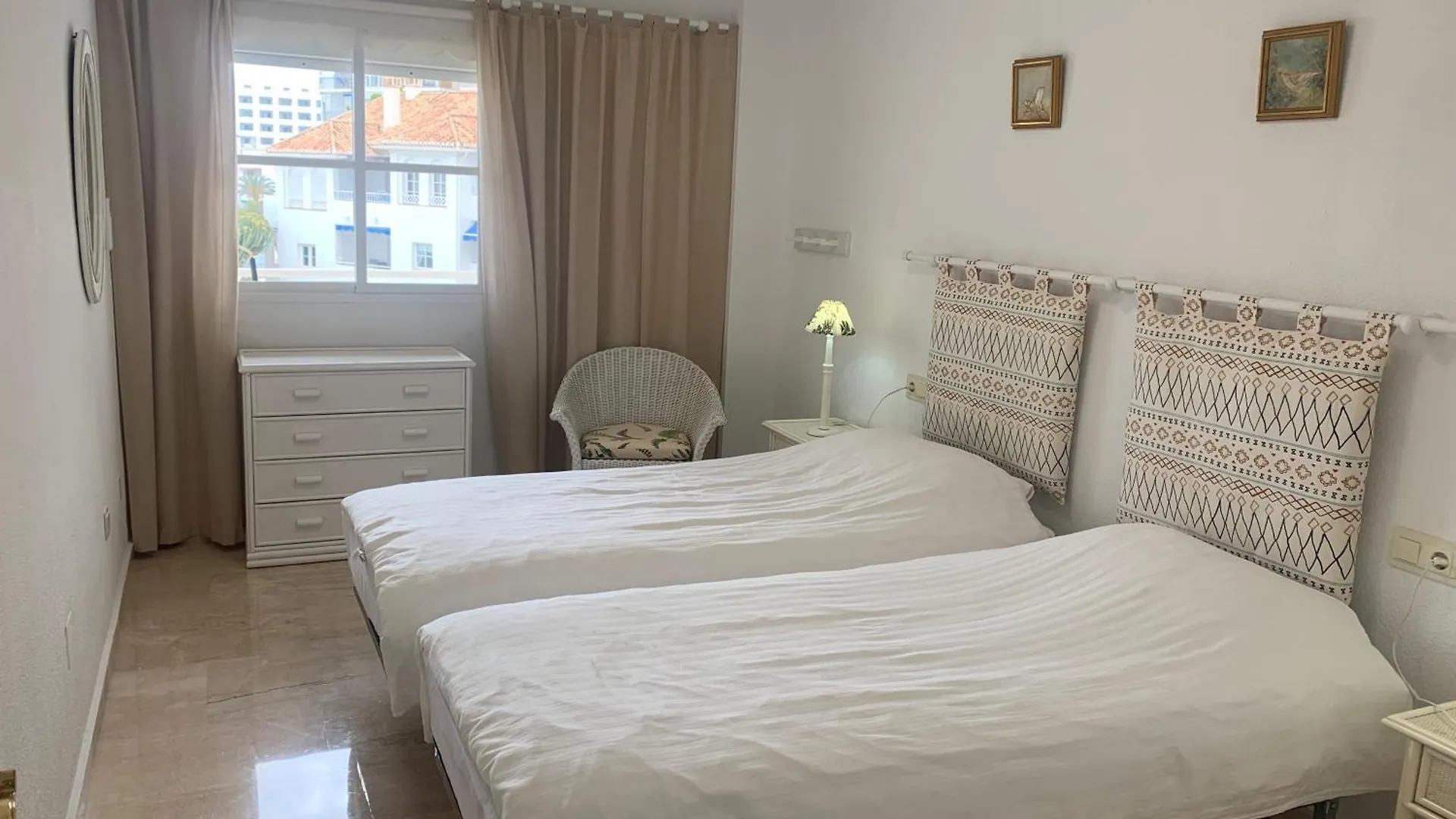 아파트 Apartamento Isabel - Fuentes De 네르하