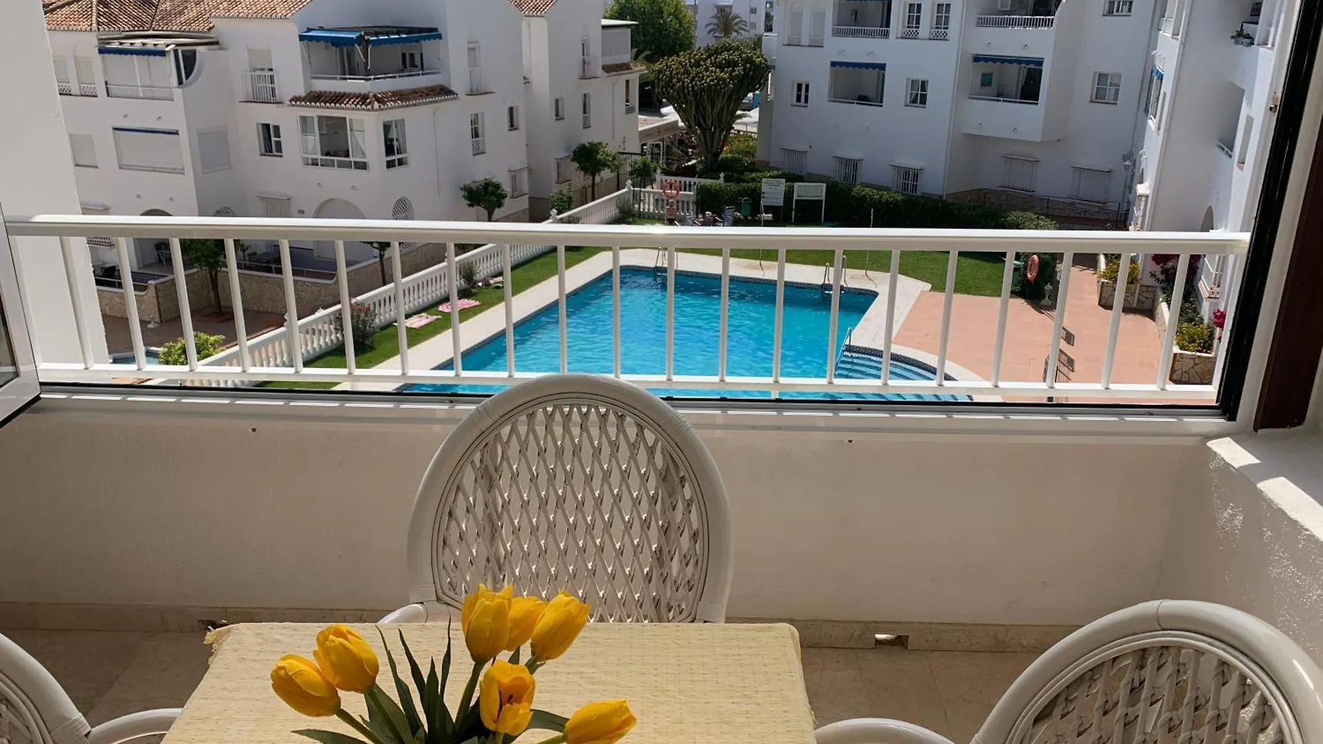 Apartamento Isabel - Fuentes De 네르하